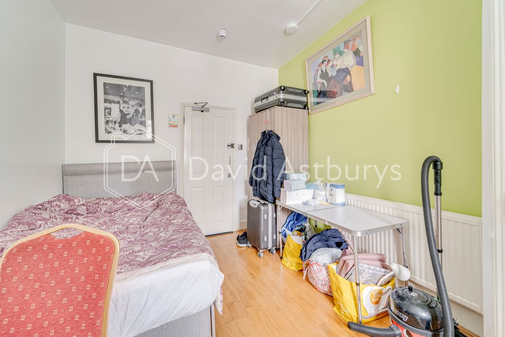 Property photo 1 of 9 Ndb08165_Enfused