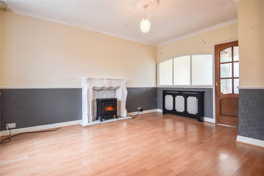 Property photo 2 of 12 Picture No. 05