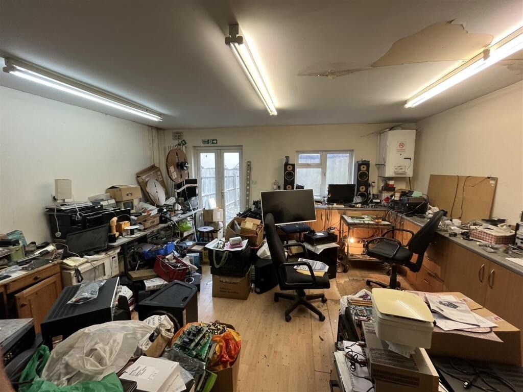 Property photo 3 of 10