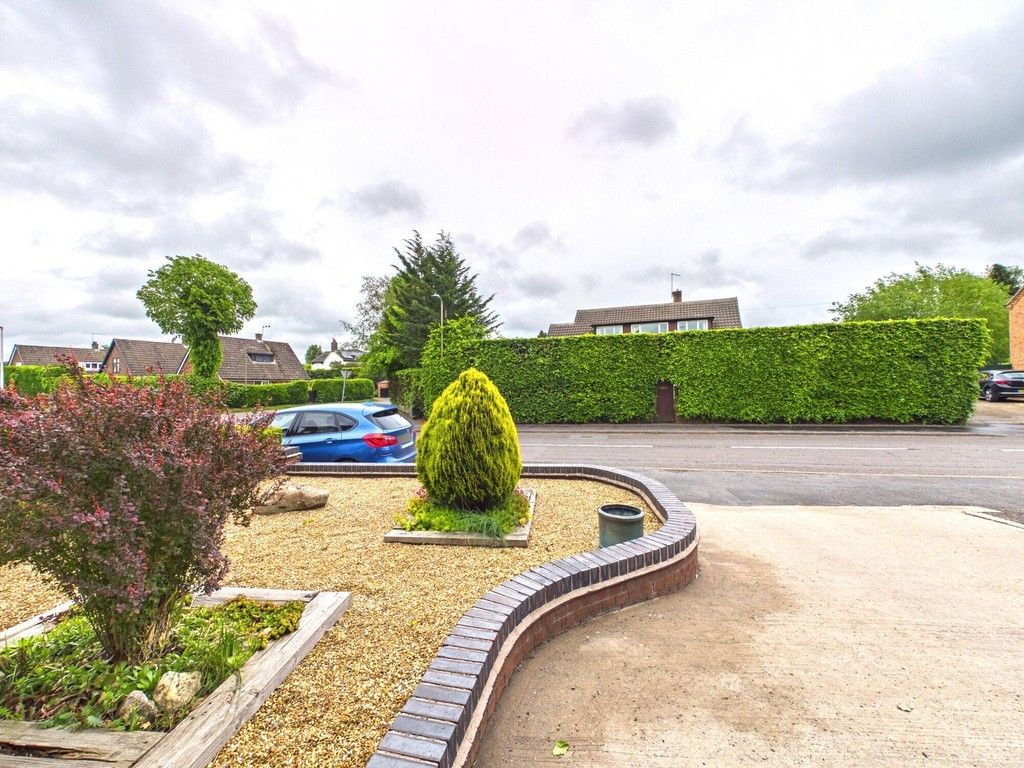 Property photo 2 of 21 Frontage