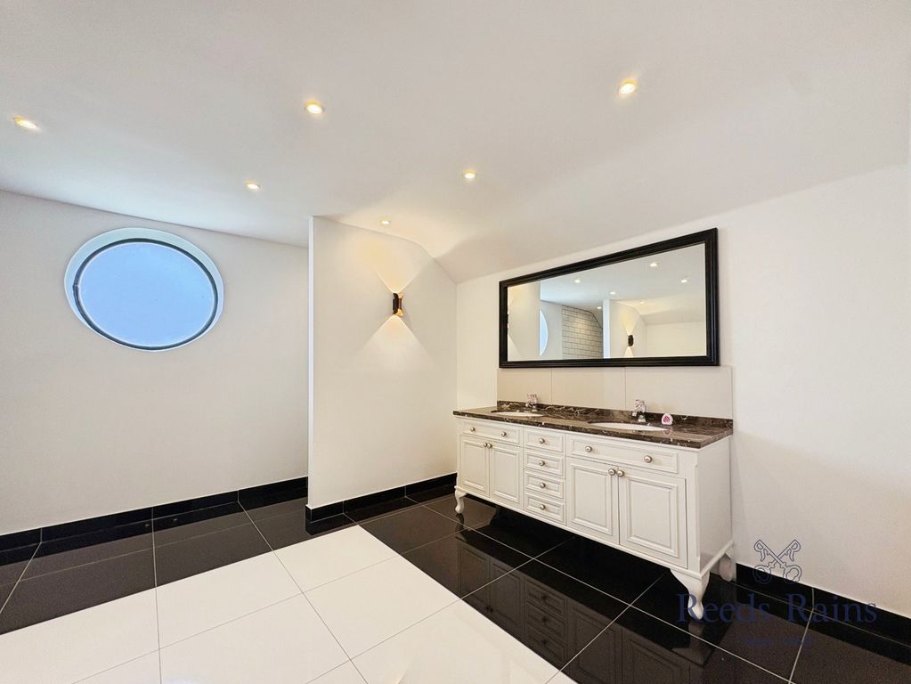 Additional image 13 of 5 bed detached house for saleThe Avenue, Medburn, Newcastle Upon Tyne, Northumberland NE20