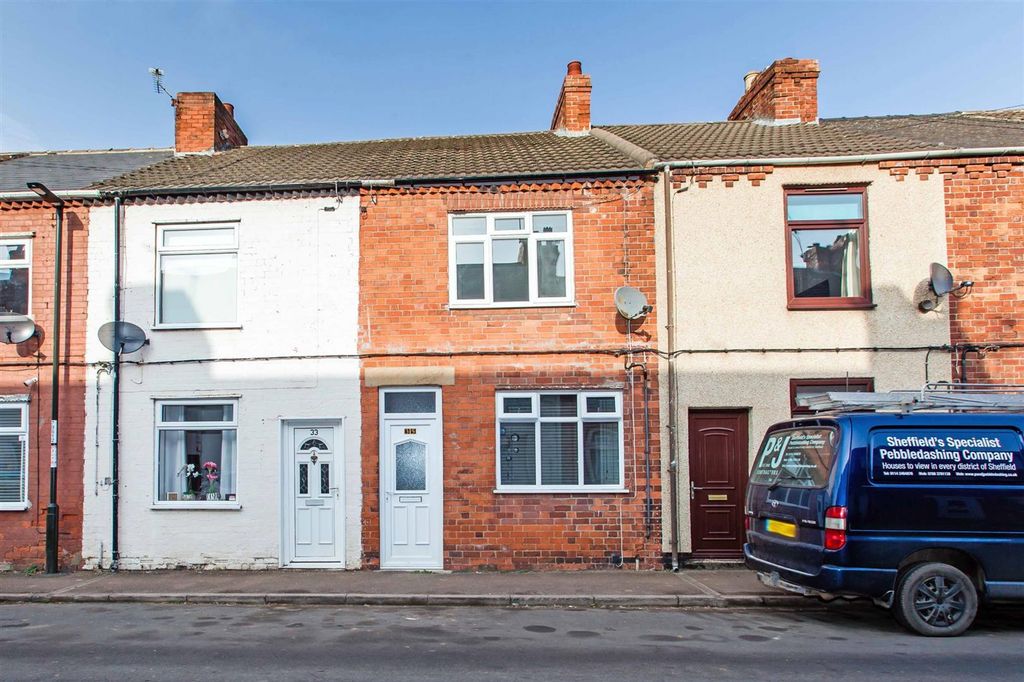 Property photo 1 of 16