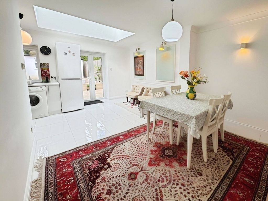 Property photo 3 of 12 Dining Room