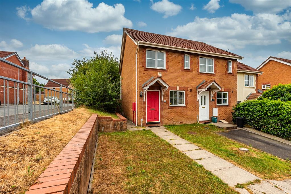 Property photo 1 of 14 External