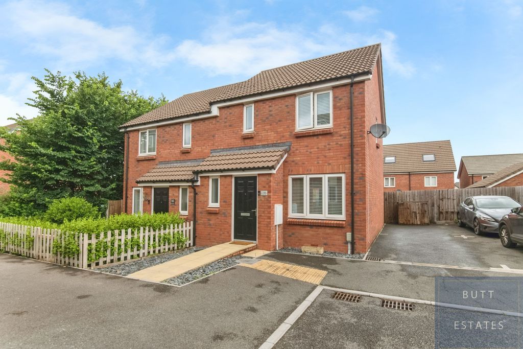 Property photo 1 of 13