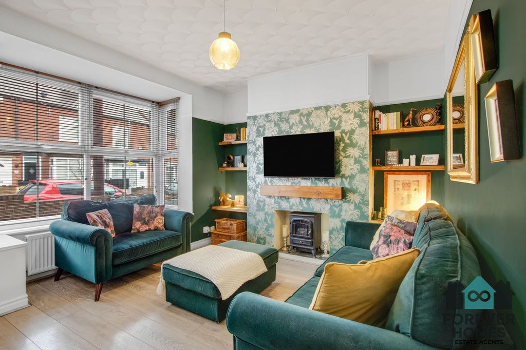 Property photo 3 of 13