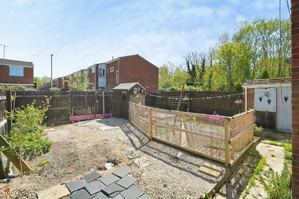 Property photo 2 of 19