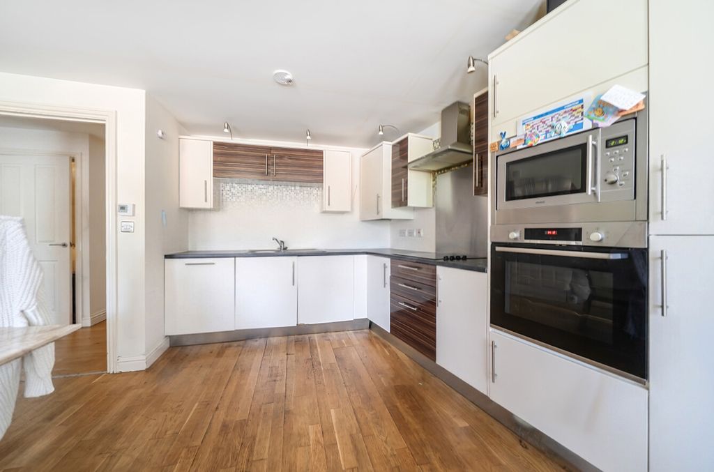 Property photo 3 of 14 3
