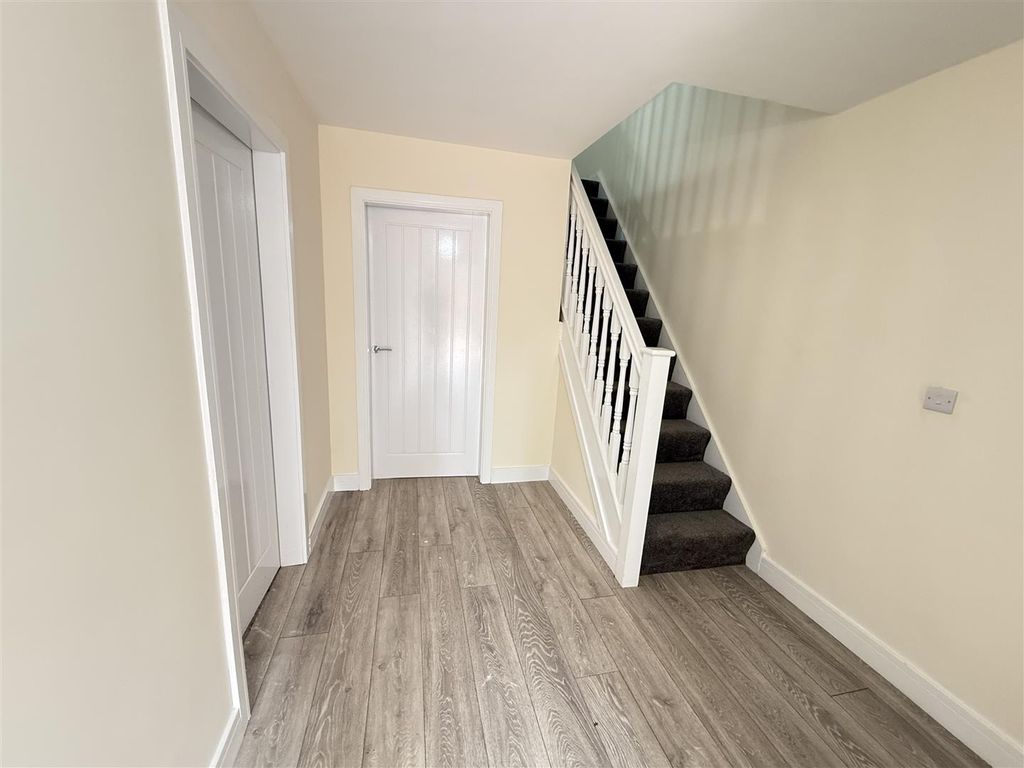 Property photo 1 of 18 4A_Woodwards_-3.Jpg