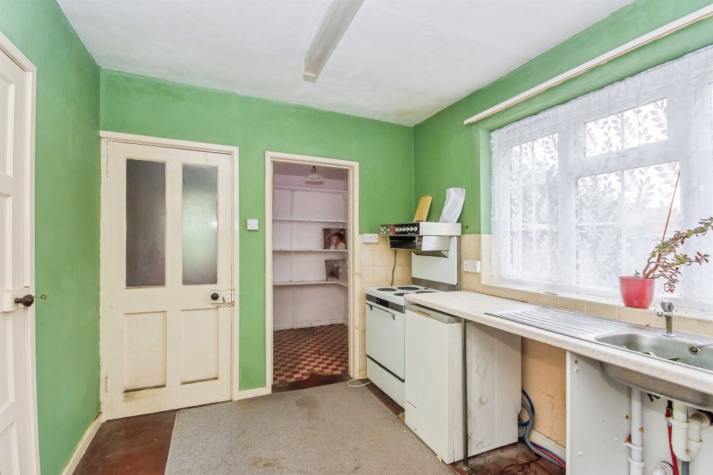 Property photo 3 of 17