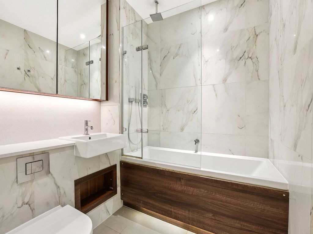 Property photo 3 of 14 Westbourne Apartment