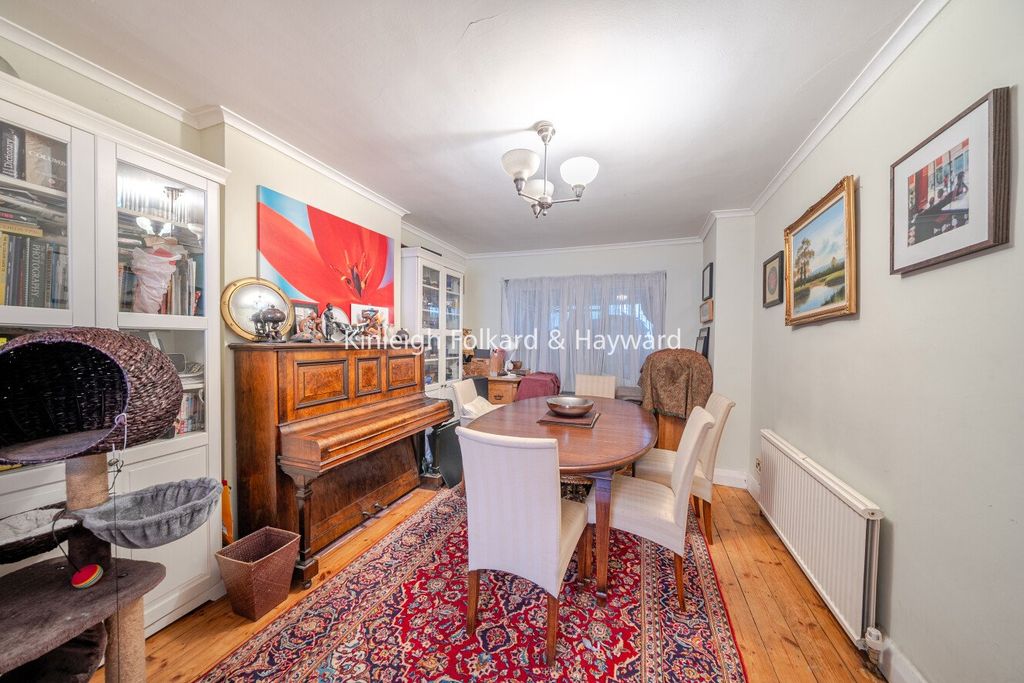 Property photo 3 of 19 Picture No. 03