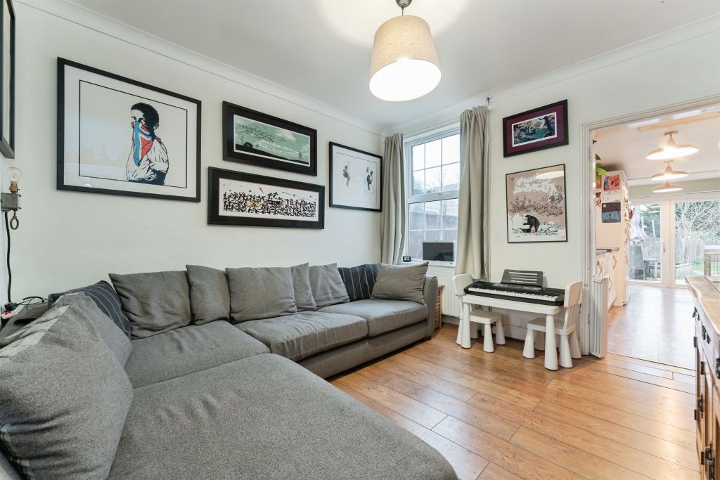 Property photo 2 of 20