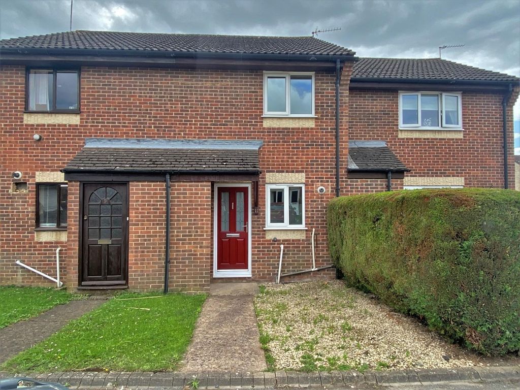 Property photo 2 of 11