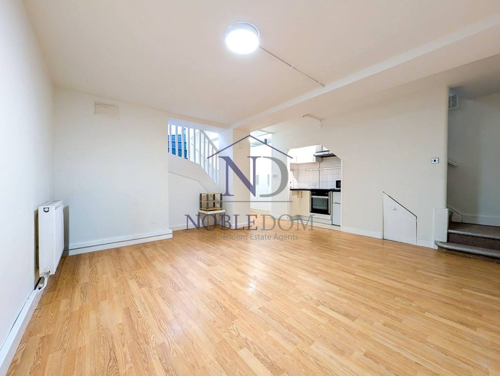 Property photo 1 of 6 Self-Contained Studio Flat In Osterley