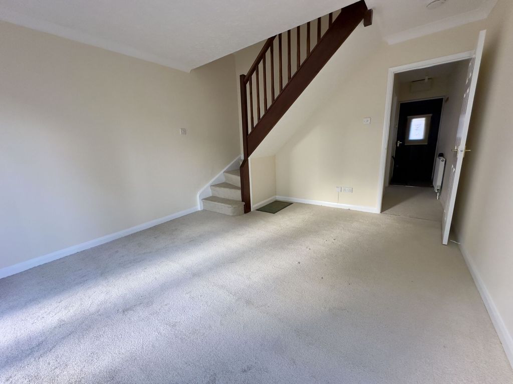 Property photo 3 of 12 Photo 7