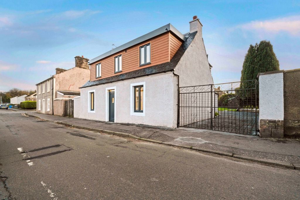 Property photo 1 of 38