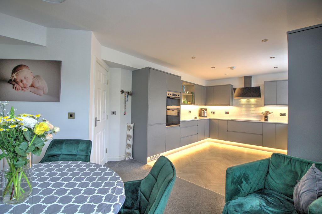 Property photo 2 of 20 Img_5775_6_7