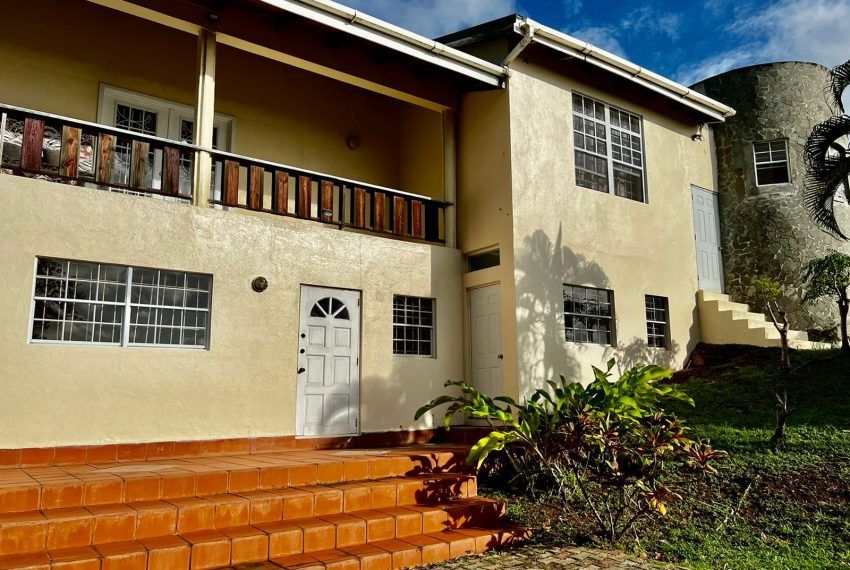 Property photo 3 of 38