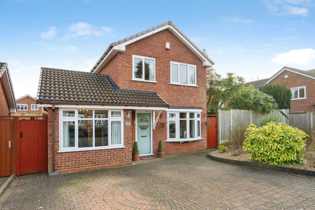 Property photo 1 of 17