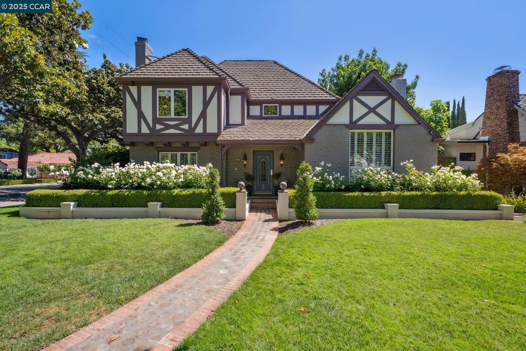 Property photo 1 of 29