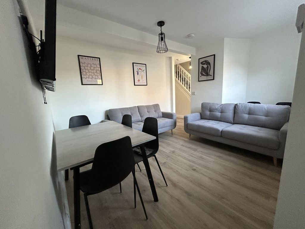 Property photo 1 of 15 A Spacious And Inviting Modern Living Room Perfect...