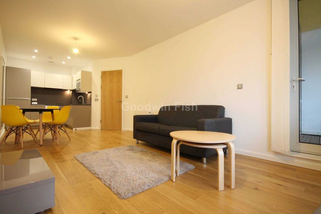Property photo 3 of 7