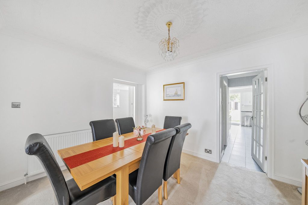 Property photo 3 of 20 Dining Room