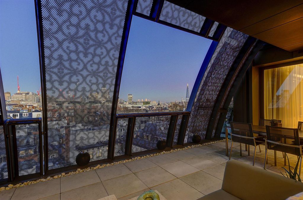 Property photo 3 of 32 Evening View