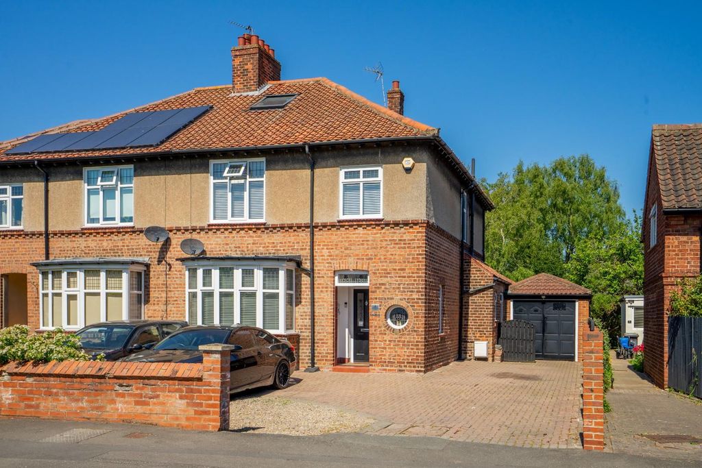 Property photo 2 of 21 3Mg-32.Jpg