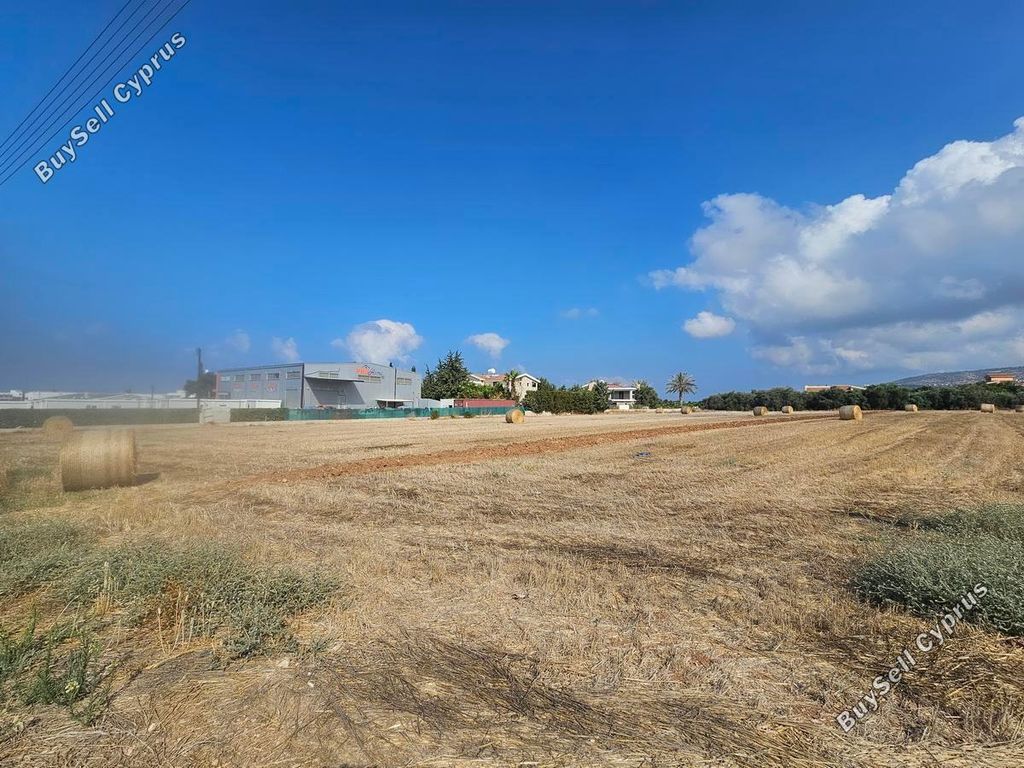 Property photo 1 of 5