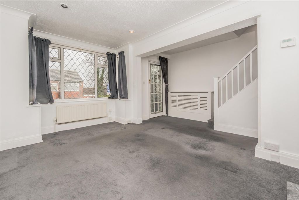 Property photo 2 of 21 Living Room: