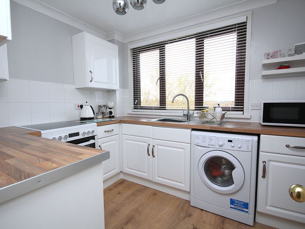 Property photo 3 of 16