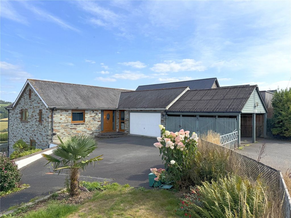 Property photo 2 of 29 Picture No. 46