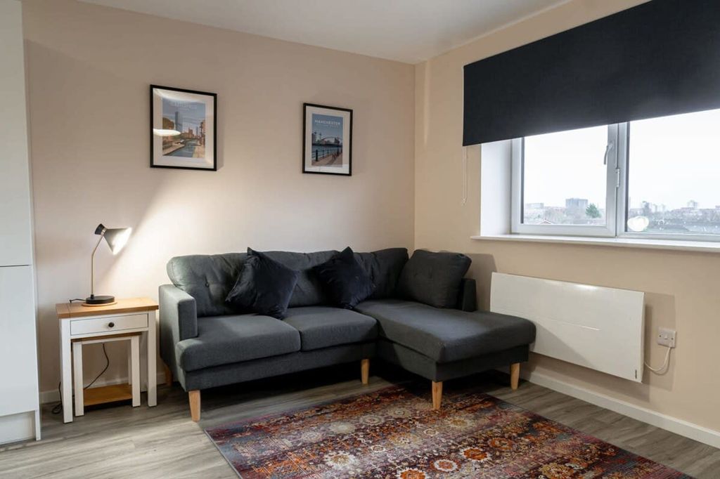 Property photo 1 of 19 Living Room