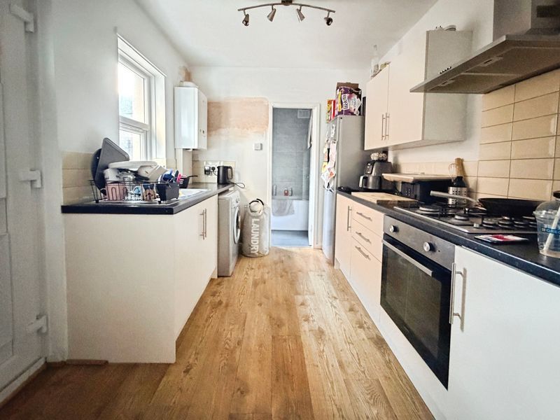 Property photo 3 of 10 Photo 5