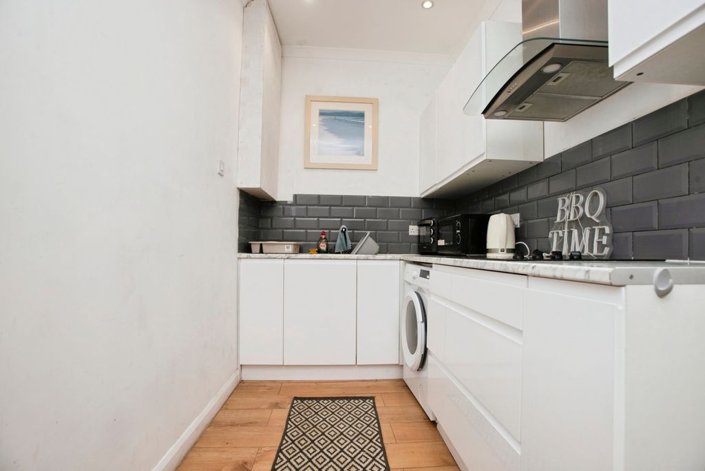 Property photo 2 of 14 Pbox-Img.Jpg