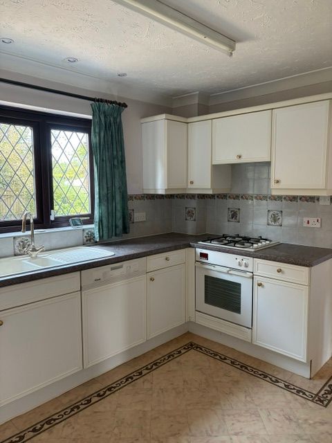 Property photo 3 of 7 Image127