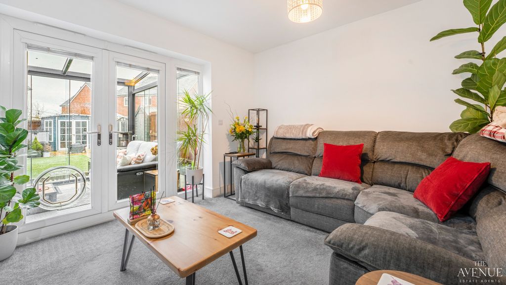 Property photo 2 of 21 4788453