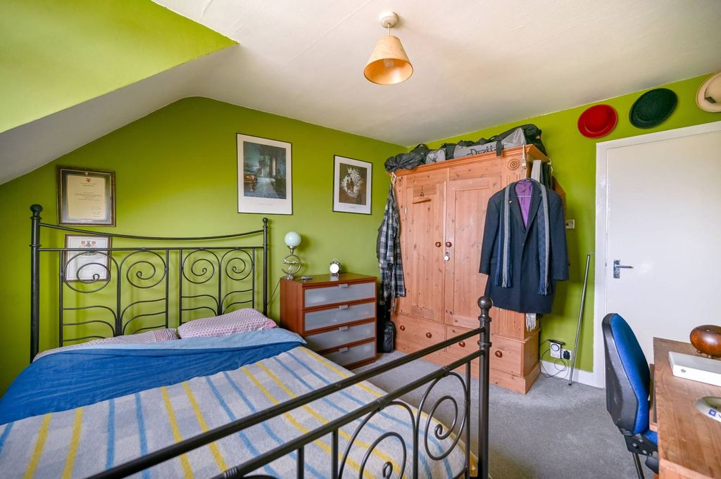 Property photo 2 of 7