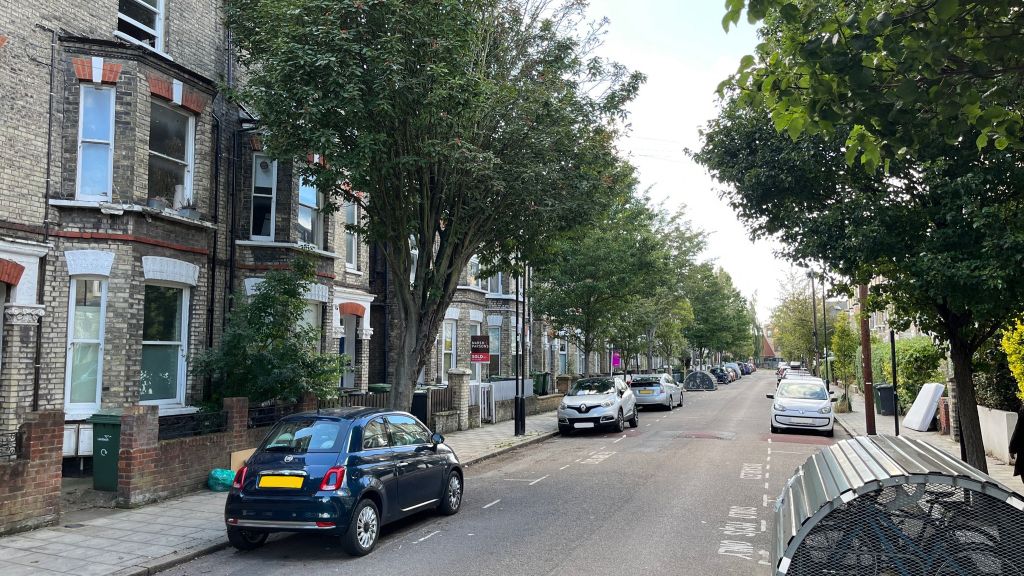 Property photo 2 of 3 Building