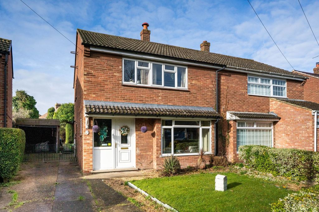 Property photo 1 of 12