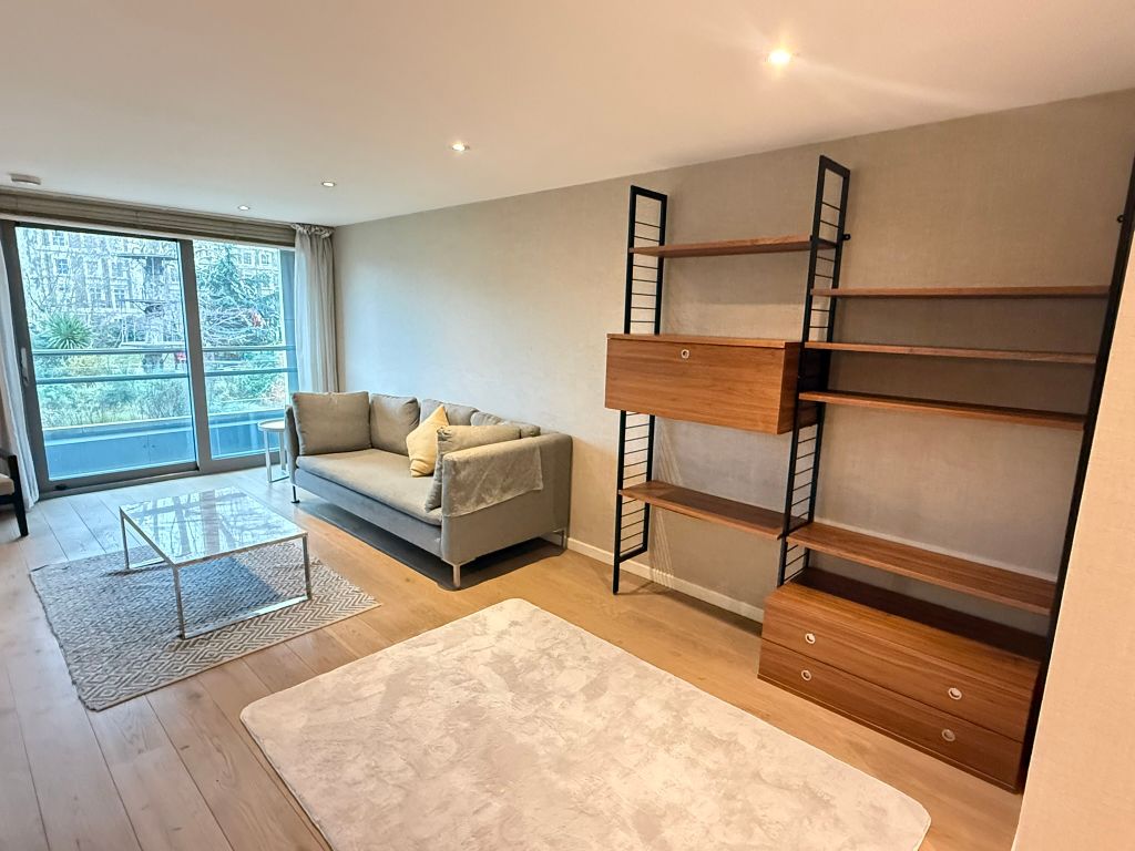 Property photo 2 of 8