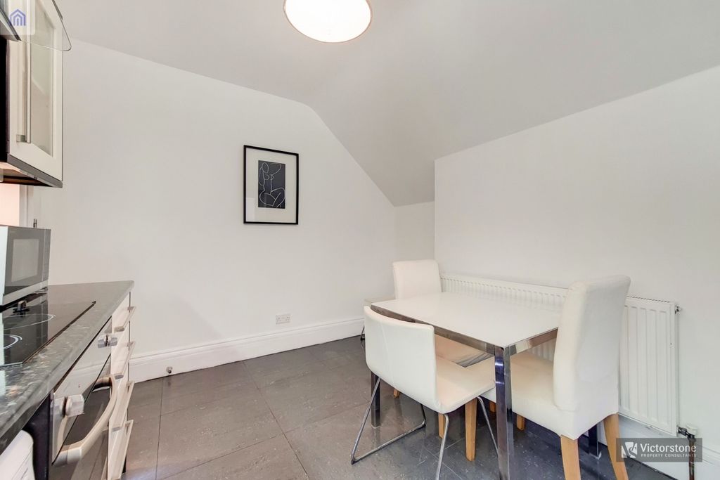 Property photo 3 of 10 1500316