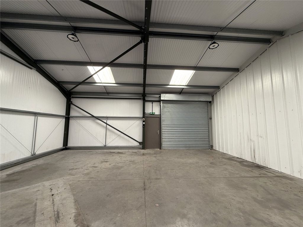 Property photo 3 of 5 Picture No. 22