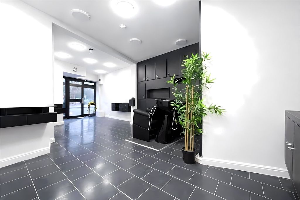 Property photo 2 of 7 Picture No. 02