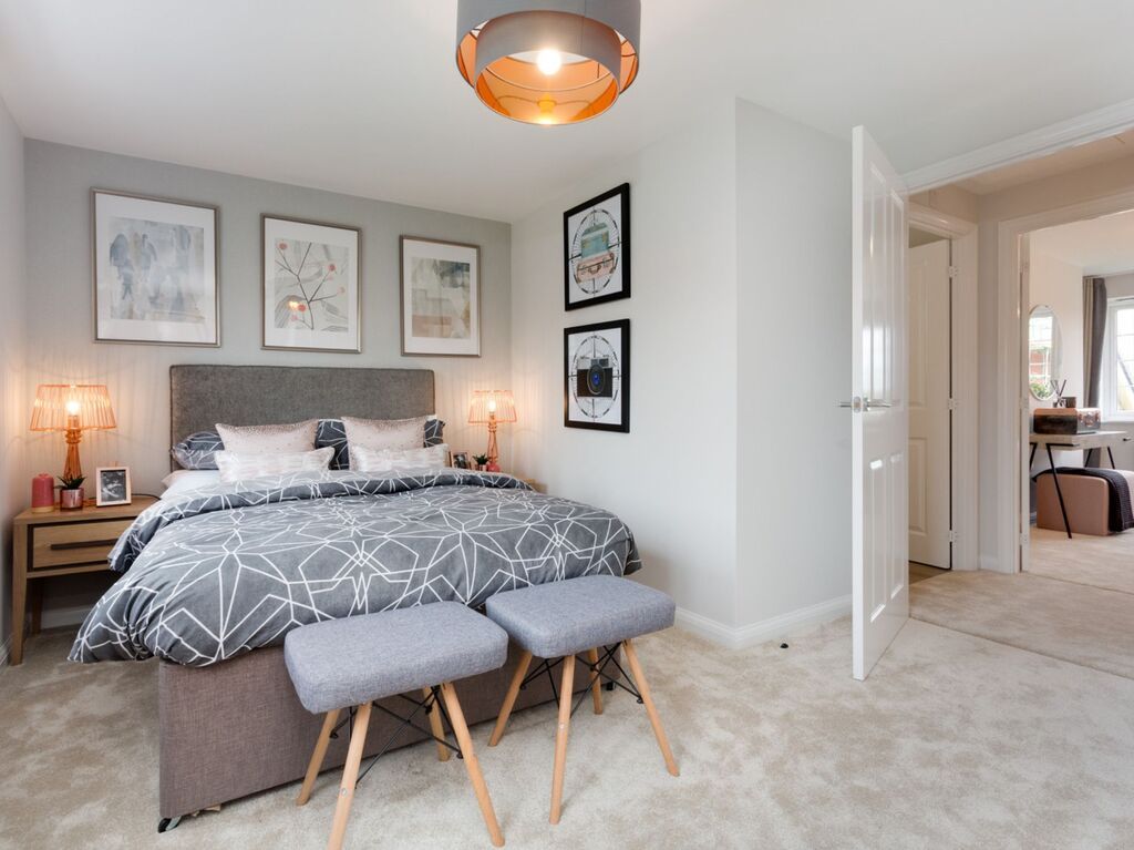 Property photo 3 of 9 Nessi_Bovis_Holly_Interior_008