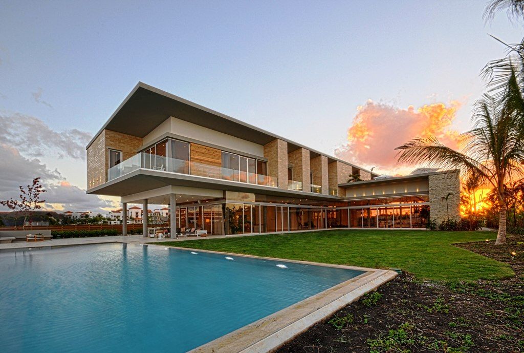 Property photo 3 of 9