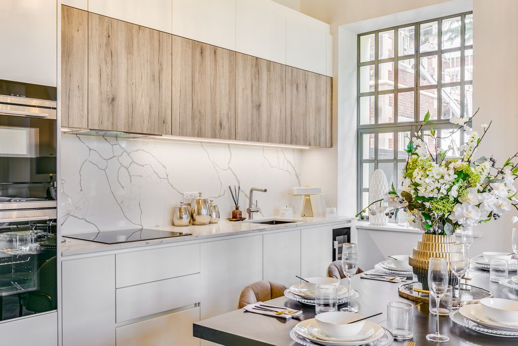 Property photo 3 of 13 Kitchen