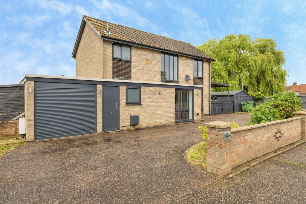 Property photo 1 of 29 Pbox-Img.Jpg